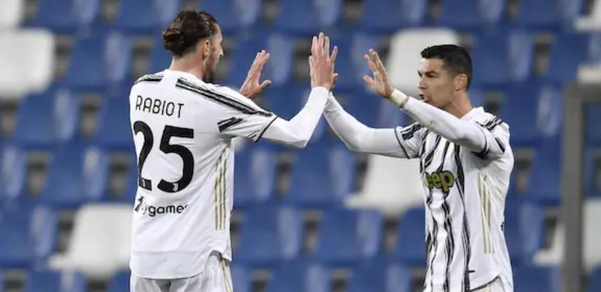  罗伊斯达成德甲三百场里程碑  